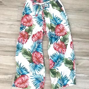 Loose tropical pants